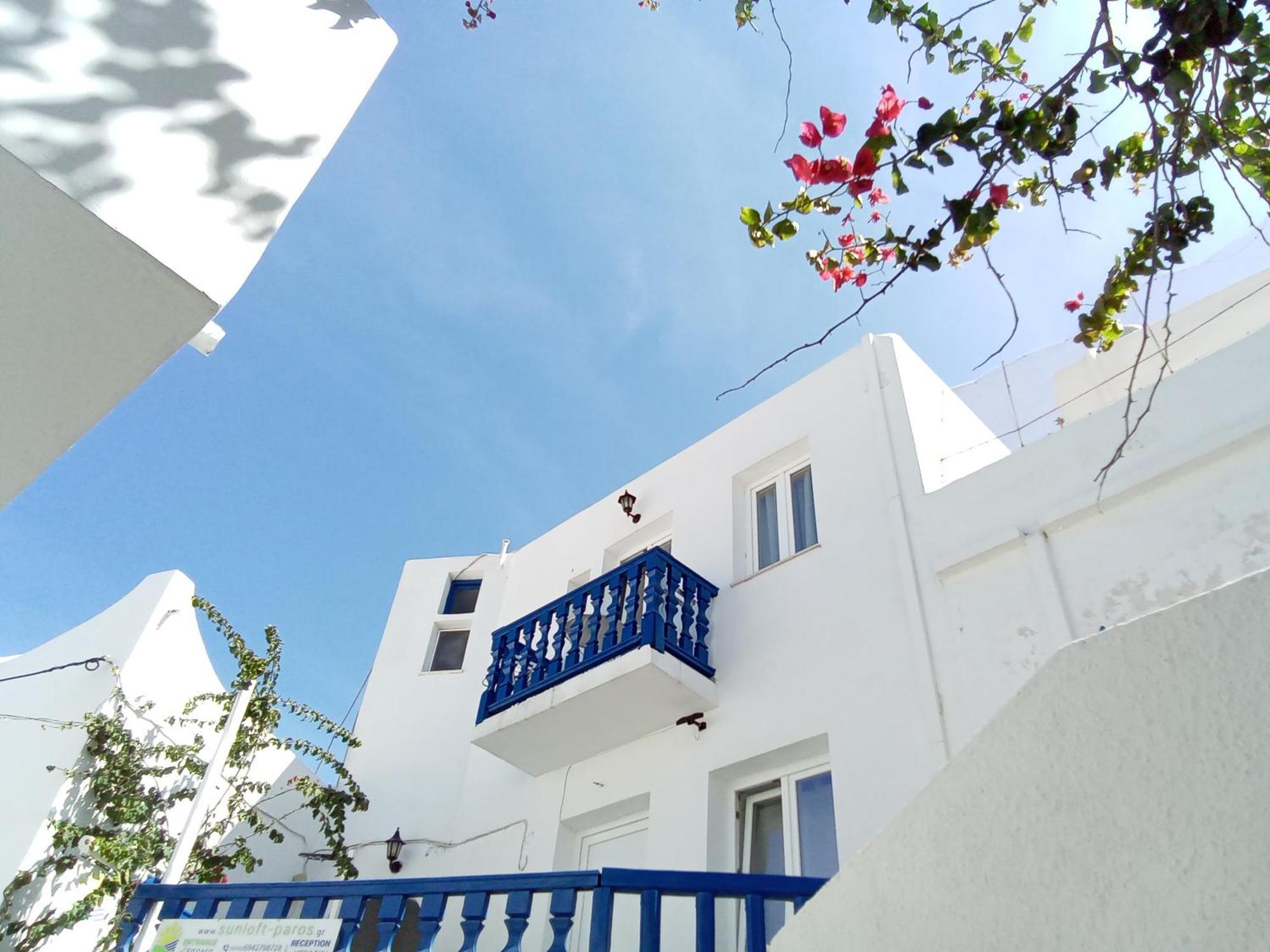 Sunloft-Paros Aparthotel Науса Екстериор снимка